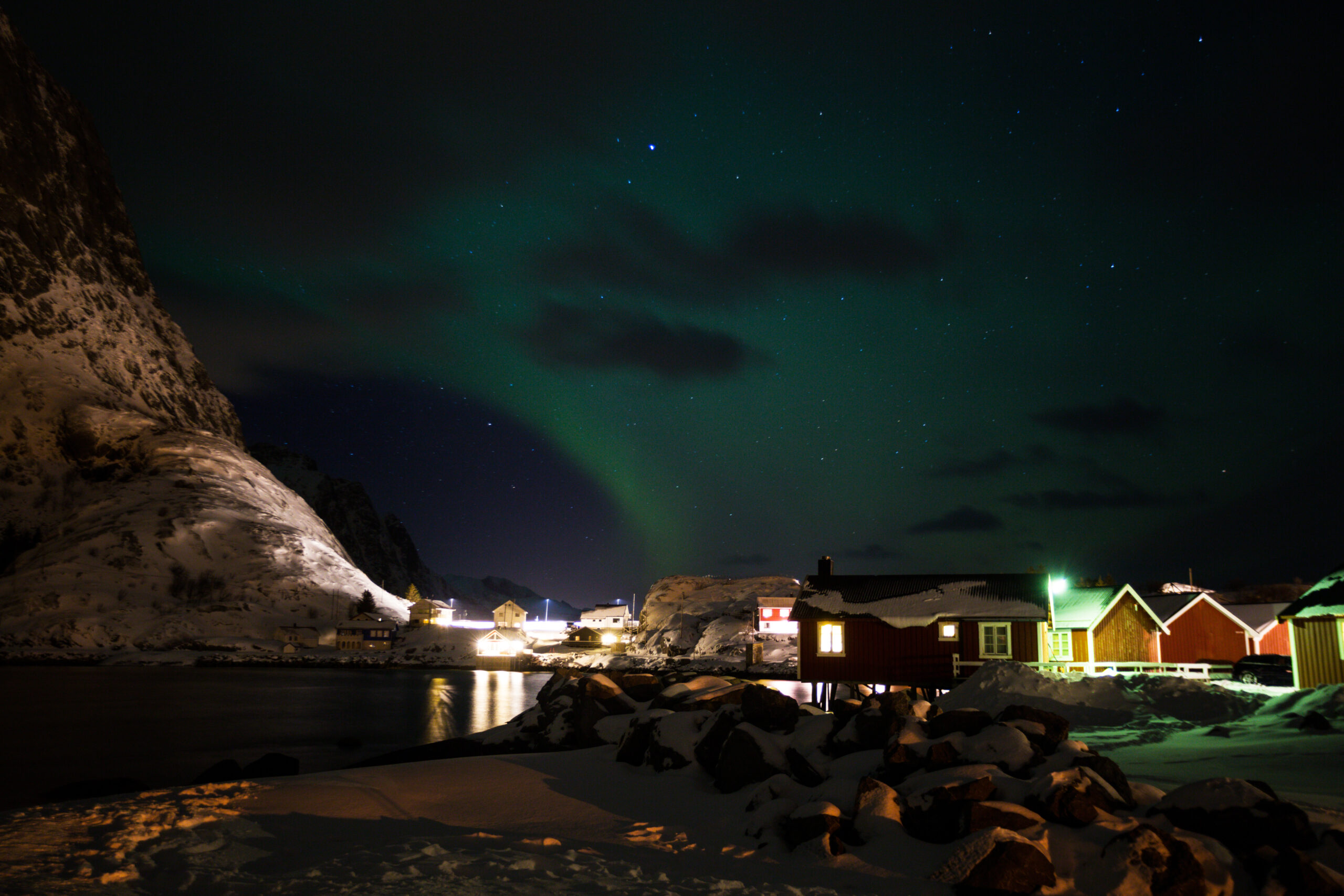 Senja cabin rental with stunning views, perfect for exploring North Norway and outdoor activities.